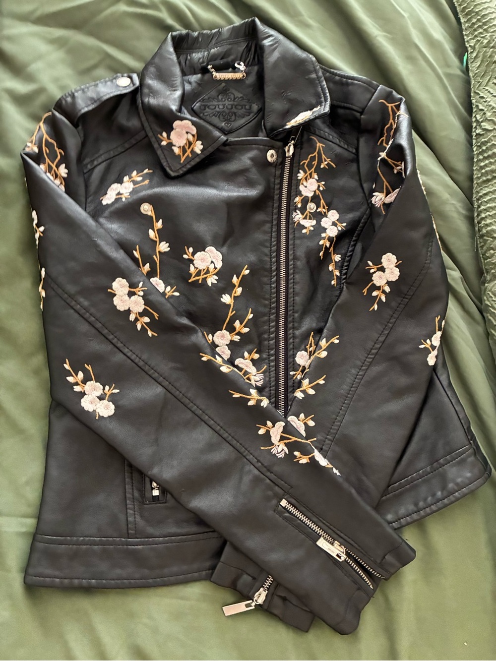 Black Floral Embroidered Faux Leather Jacket - Women - Picture 4 of 5